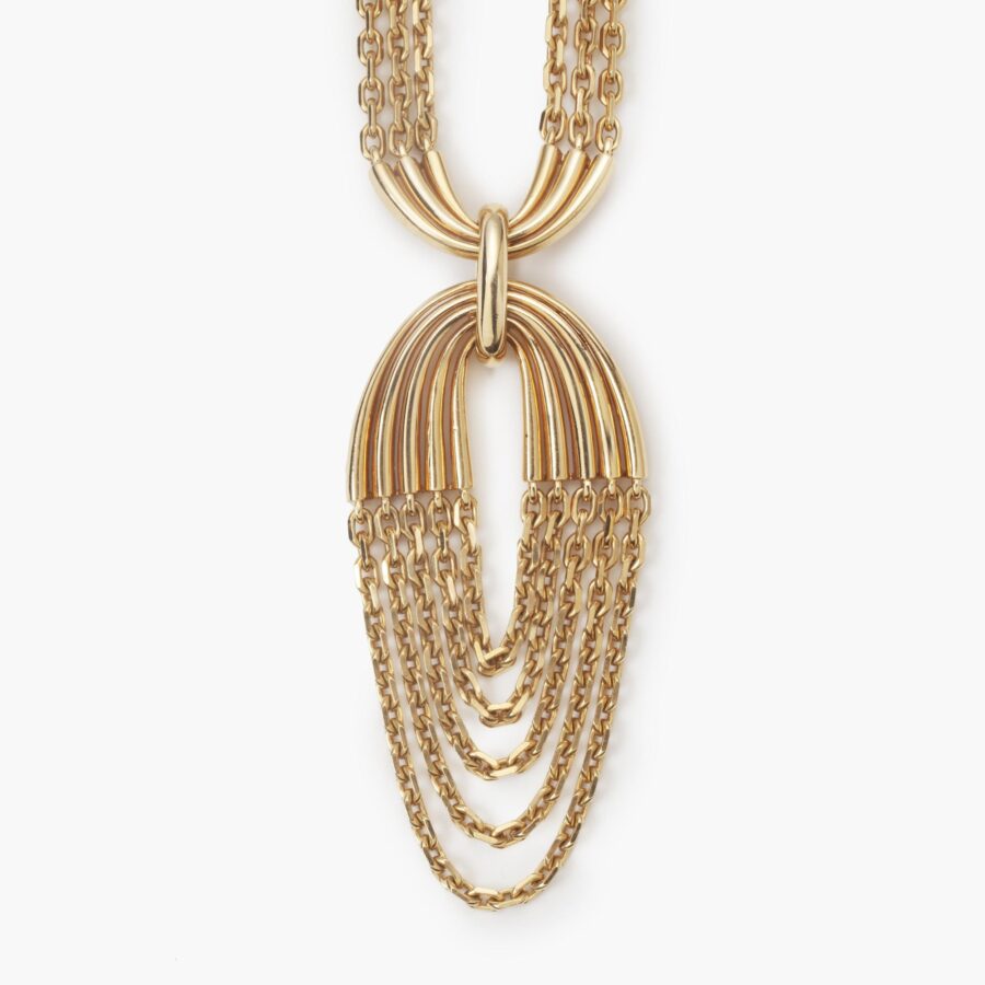 A yellow gold necklace; to be worn als longchain, as short necklace with bracelet, with or without pendant or the pendant seperate. Van Cleef & Arpels, Paris, ca 1970. 